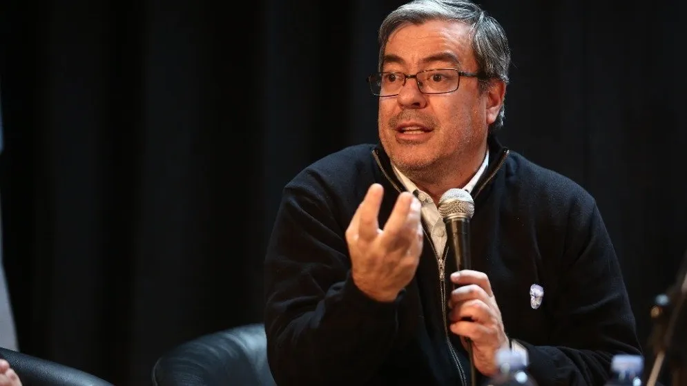 Industria, soberanía y servicios públicos: los ejes del Congreso Energético del IAETES que abrazó la lucha en Tierra del Fuego